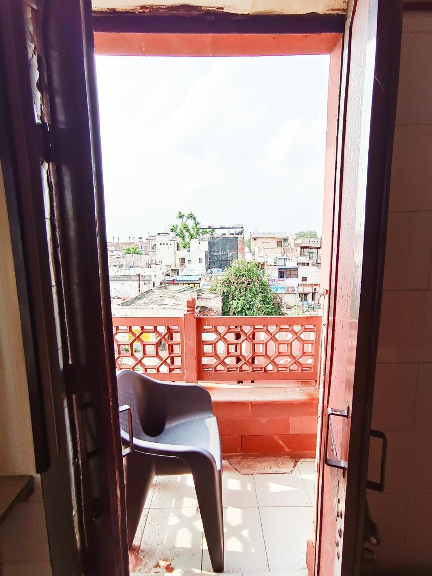Hotel India Inn Walking Distance From Taj Mahal-- Rooftop Taj Mahal View Agra  Kamer foto